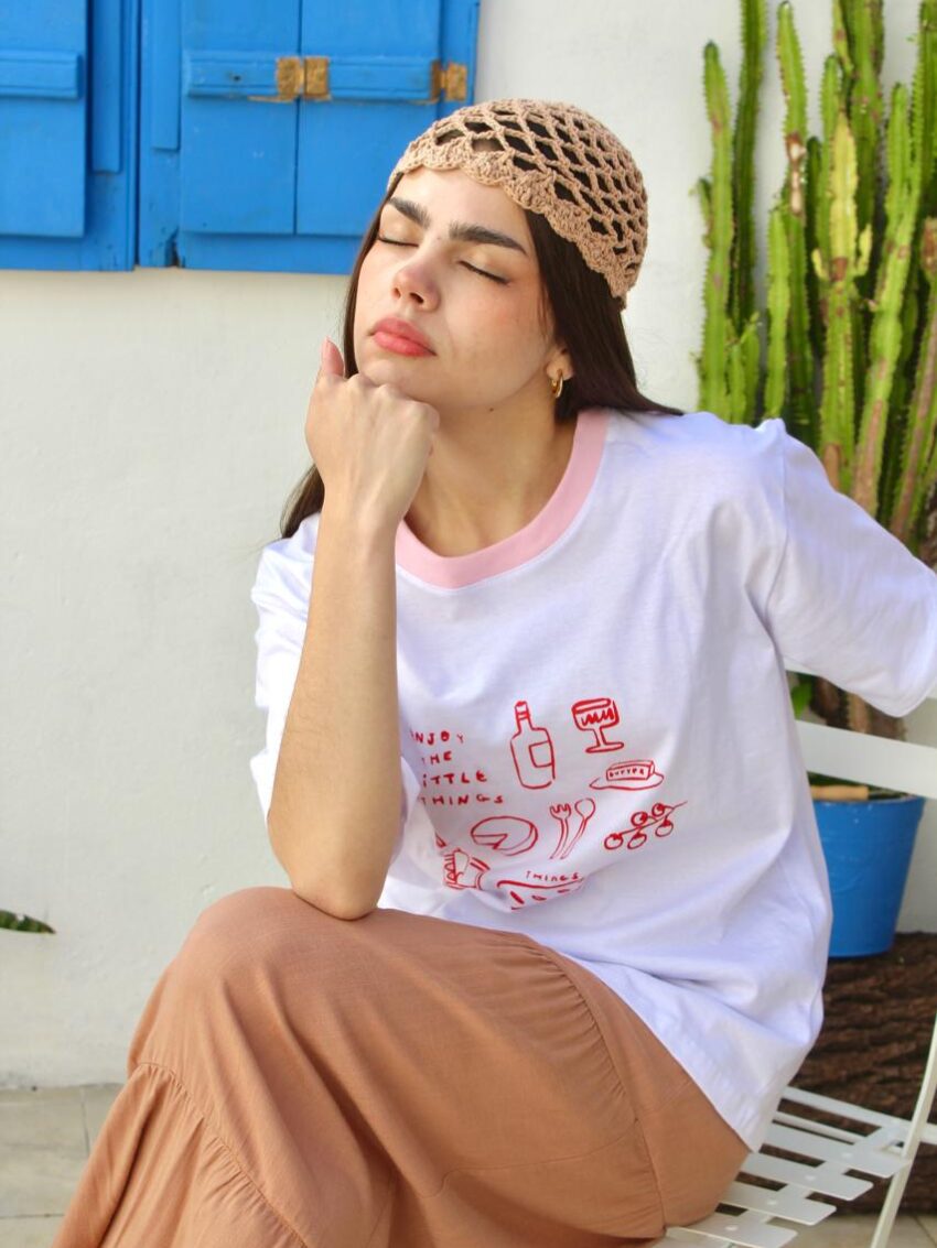 Alternative view of GORRITO DE CROCHET LISO