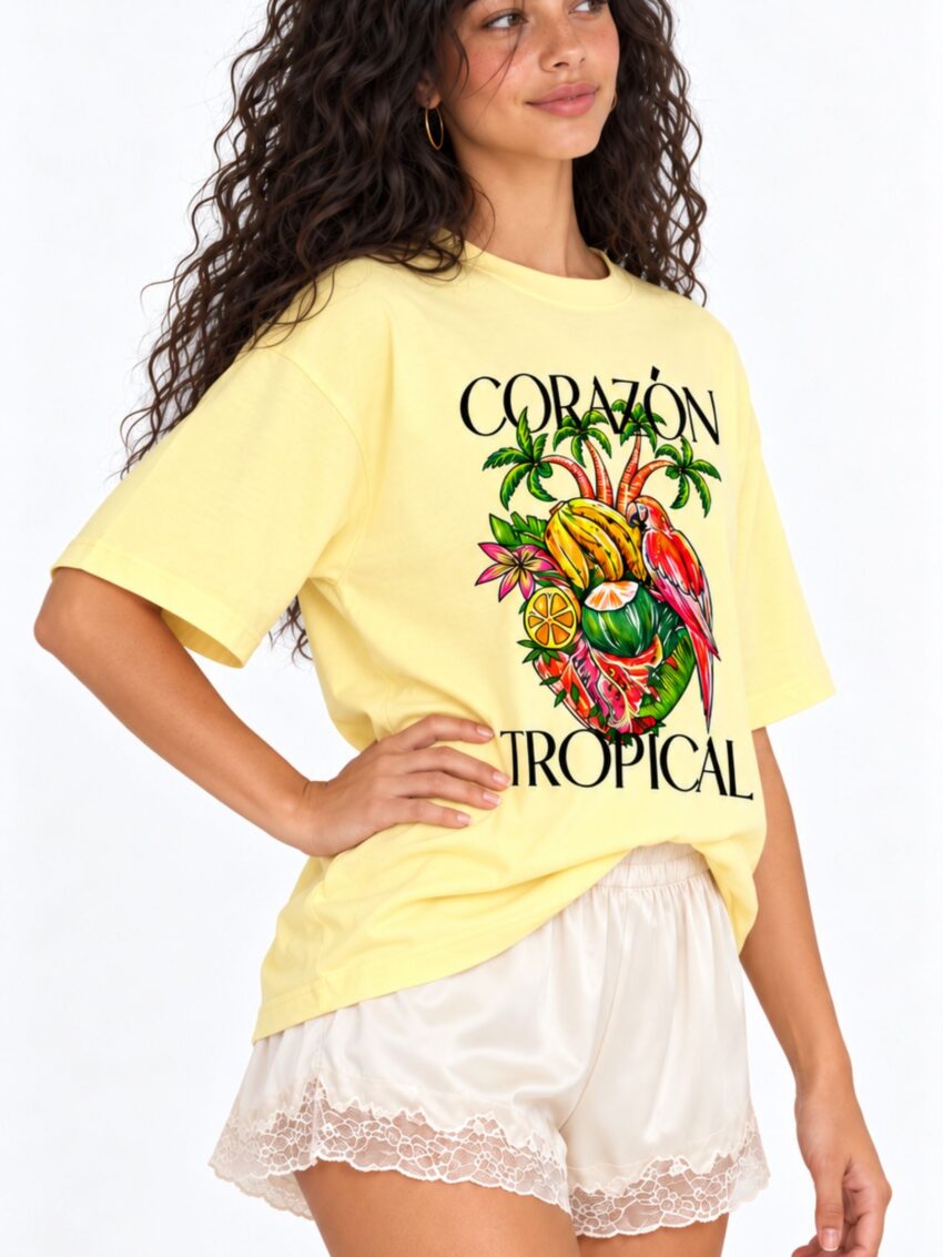 Alternative view of REMERA CORAZON TROPICAL